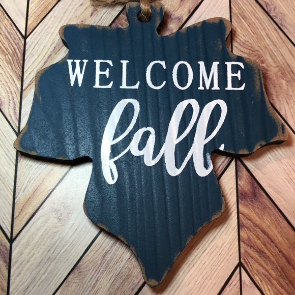 Leaf Shaped “Welcome Fall” Wooden Rustic Farmhouse Beaded Hanging Decor Accent - Picture 4 of 6